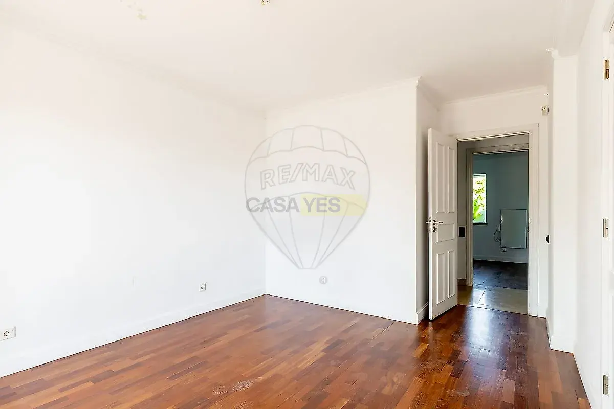 Moradia T5 à venda em Oeiras e São Julião da Barra, Paço de Arcos e Caxias, Oeiras — foto 13