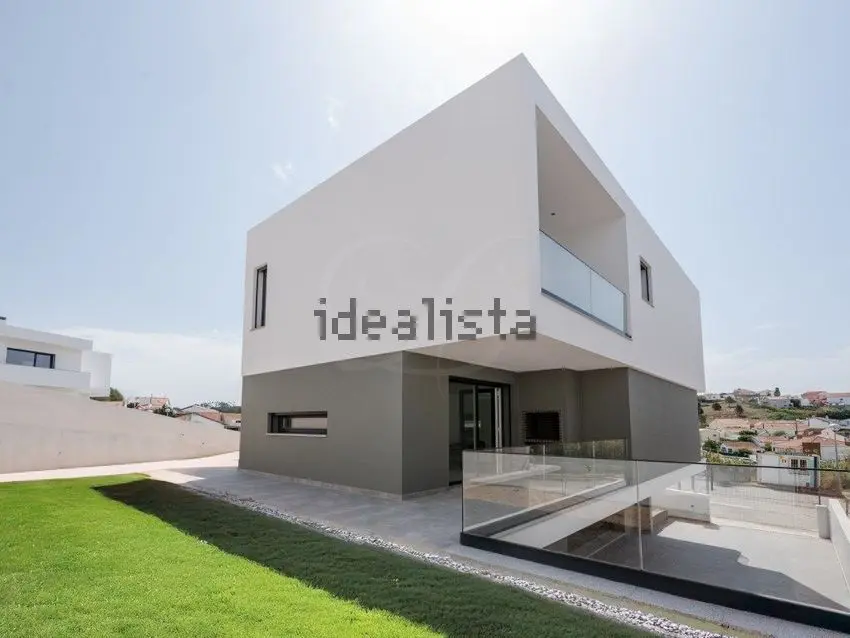 Moradia T3 à venda em Ericeira, €810.000